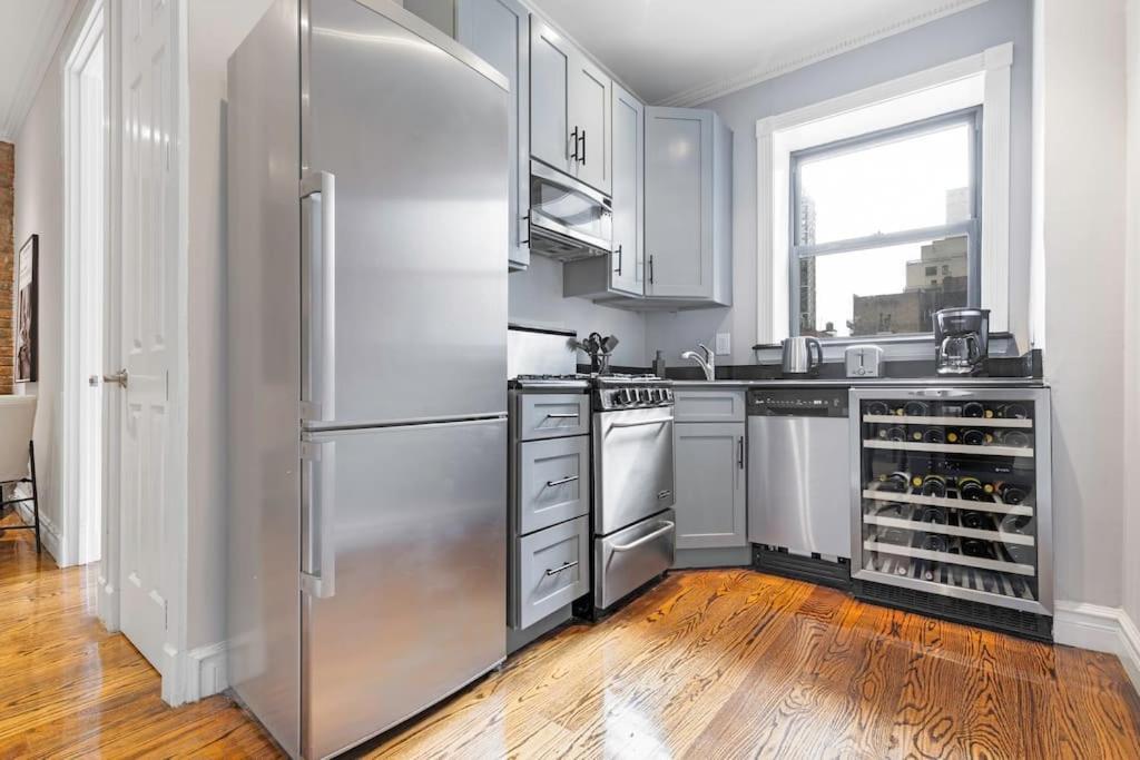 Gorgeous & Bright 3Bdr & 1Bth In Midtown Manhattan Nowy Jork Zewnętrze zdjęcie